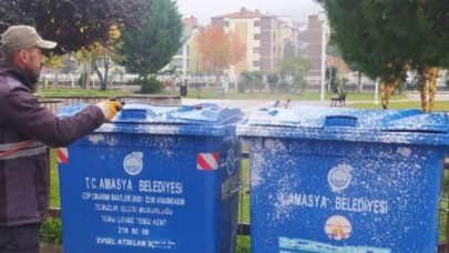 EKİPLER DEZENFEKTE ÇALIŞMALARINA DEVAM EDİYOR