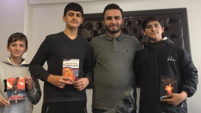 EKRANA BAĞIMLI KALMAYIN, KİTAP OKUYUN!