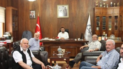 EMEKLİ OKUL YÖNETİCİLERİNDEN ZİYARET