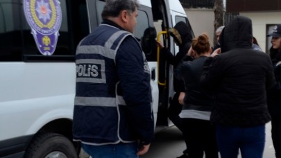 EŞ ZAMANLI FUHUŞ OPERASYONU: 6 GÖZALTI