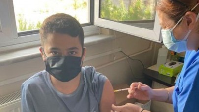 GENÇLERE AŞI ÇAĞRISI