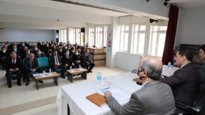 GÖYNÜCEK’TE MUHTARLARIN SORUNLARINI DİNLEDİ