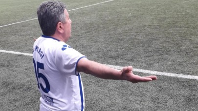 GÖZYAŞLARINI TUTAMADI