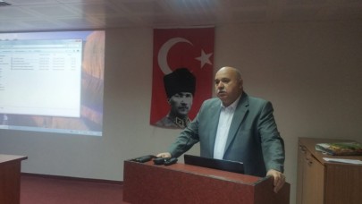 GÜMÜŞHACIKÖY’DE SERVİS ŞOFÖRLERİNE SEMİNER VERİLDİ