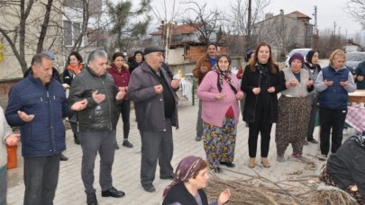 GÜMÜŞHACIKÖY'DE YAĞMUR DUASI YAPILDI