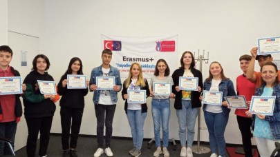 HASAN COCİ ANADOLU LİSESİ ÖĞRENCİLERİ BERLİN'DEN DÖNDÜ