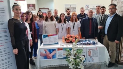 HASTALAR HAKLARINI ÖĞRENİYOR