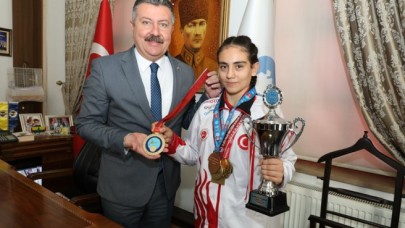 HEDEFİ DÜNYA ŞAMPİYONLUĞU