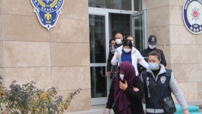 HIRSIZLIK YAPAN 5 ZANLIDAN 2'Sİ TUTUKLANDI