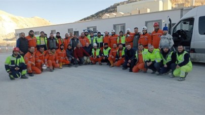 HÜZNÜ VE GURURU BİR ARADA YAŞADILAR