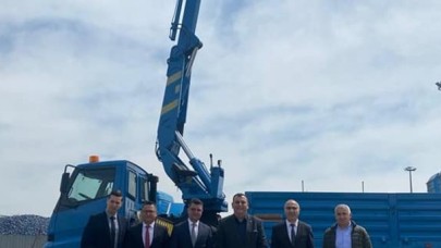İBB’DEN HİBE VİNÇ KAMYONU