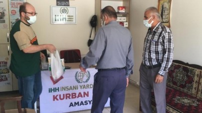 İHH: 2.5 MİLYON MUHTAÇ KURBANLA HATIRLANDI