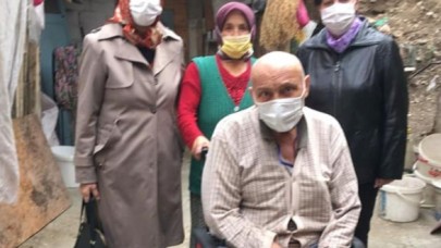 İHTİYAÇ SAHİPLERİNE YARDIMELİ UZATMAYA DEVAM EDİYORLAR