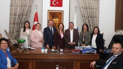 ‘İKTİDARIMIZDA KADINA YÖNELİK ŞİDDETİ TAMAMEN DURDURACAĞIZ’