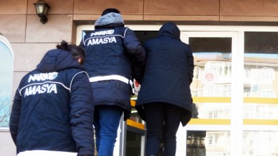 İLK YARDIM ÇANTASINDAN UYUŞTURUCU ÇIKTI