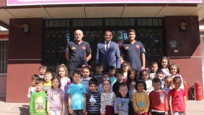İTFAİYEDEN MİNİK ÖĞRENCİLERE SEMİNER