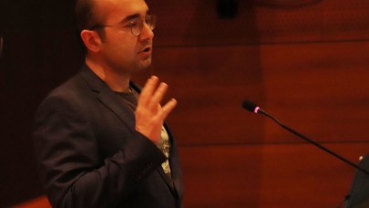 “İZAFİYET KURAMI VE KARA DELİKLER” KONFERANSI