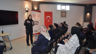 KADINLAR KADES HAKKINDA BİLGİLENDİRİLDİ