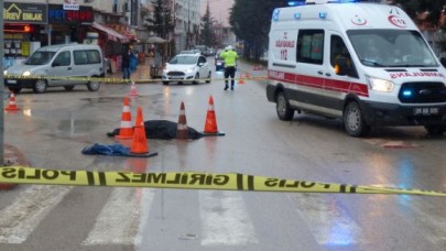 KAMYONUN ÇARPTIĞI LİSE ÖĞRENCİSİ HAYATINI KAYBETTİ
