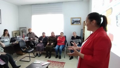 KANSER HAKKINDA BİLGİLENDİRİLDİLER