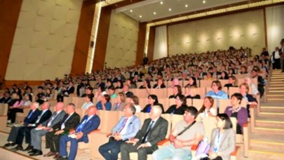 KARABAĞ’DA HAMZA NİGARİ SEMPOZYUMU RÜZGÂRI