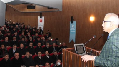 KARAMAN DİN GÖREVLİLERİNE KONFERANS VERDİ