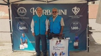 KAYA, BAĞIŞ STANTLARINI ZİYARET ETTİ