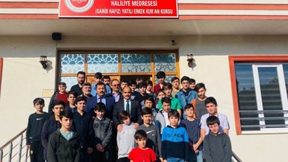 KAYMAKAM ALTINÖZ, KUR’AN KURSU’NU ZİYARET ETTİ