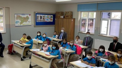 KAYMAKAM DAĞLI OKULLARI ZİYARET ETTİ