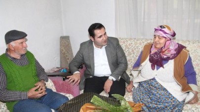 KAYMAKAM GÖKCECİK’TEN ŞEHİT AİLELERİNE ZİYARET