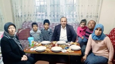 KAYMAKAM ŞEN, İFTAR SOFRASINA MİSAFİR OLDU