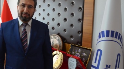 “KELİME-İ ŞEHÂDET, İMANIN  ÖZÜ ve İSLAM'IN İLK ŞARTIDIR”