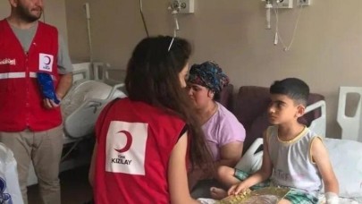 KIZILAY’DAN HASTA ÇOCUKLARA BAYRAM SÜPRİZİ