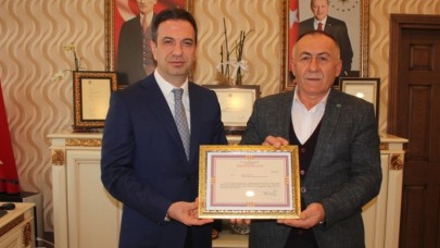 KOOPERATİF BAŞKANI GÜNAYDIN’A TEŞEKKÜR BELGESİ