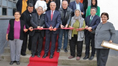 KÖY YAŞAM MERKEZİ’NDE SERGİ AÇILIŞI YAPILDI