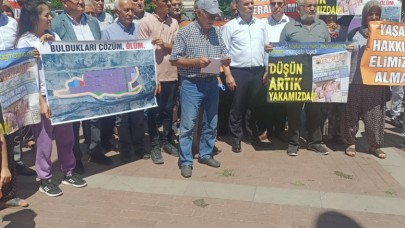 KÖYÜ TERK ETMEK ZORUNDA KALACAĞIZ!