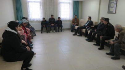 KYK YURDUNDAKİ MİSAFİRLERİ ZİYARET ETTİ