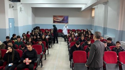 LİSE ÖĞRENCİLERİNE VEREM HASTALIĞI ANLATILDI