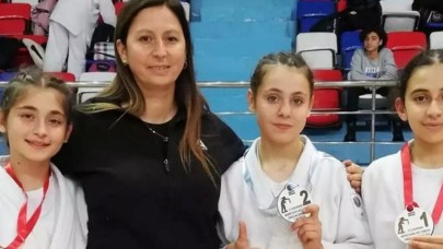 MADENCİLER TURNUVASINDAN 4 ALTINLA DÖNDÜLER