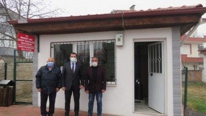 MAHALLENİN SORUNLARINI YERİNDE DİNLEDİ