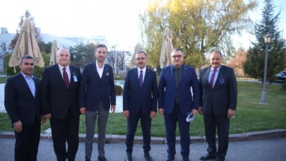MERZİFON’DAKİ SPOR YATIRIMLARI DEĞERLENDİRİLDİ