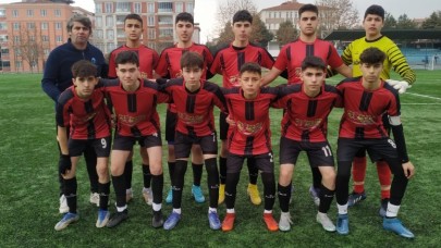 MERZİFON DERBİSİNDE KAZANAN GENÇLER OLDU