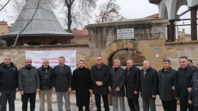 MERZİFON GENÇLERİ, PAŞA’YI DUALARLA ANDI
