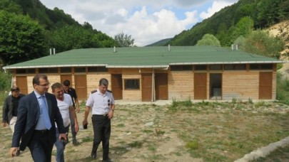 MESİRE ALANINDA İNCELEMELERDE BULUNDU