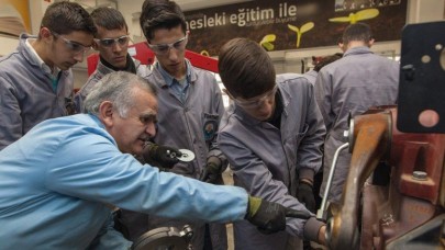 MESLEK LİSELERİ ÜLKE EKONOMİSEN KATKI SAĞLAMAYA DEVAM EDİYOR