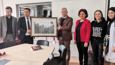 MİLLİ EĞİTİM CAMİASININ KOŞULSUZ YANINDAYIZ