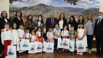 MİNİKLER BELEDİYE ÇOCUK YUVASI’NDA MUTLU