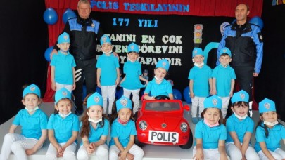 MİNİKLER POLİS AMCALARININ HAFTALARINI KUTLADI