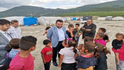MÜFTÜ AYVAZ, MEVSİMLİK İŞÇİLERİ ZİYARET ETTİ