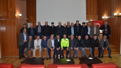 MUHTARLARA TRAFİK EĞİTİMİ VERİLDİ